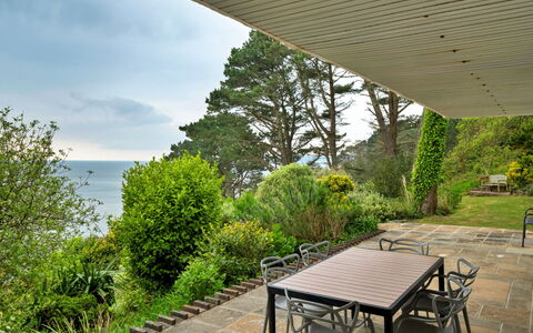 Little Watch House: Mare, Oceano, Giardino, Shade, Costa, Mobili Da Esterno, Tropici, Eco Hotel, Landscaping, Balcone