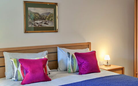 Little Norley: Mobilia, Interior Design, Legna, Pavimentazione, Letto, Pavimento, Camera, Camera Da Letto, Biancheria, Tessile