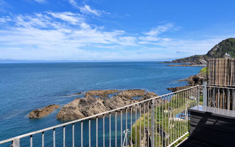 Sea Views Apartment in Ilfracombe: Costa, Mare, Costiera E Morfologie Oceanic, Terreno, Oceano, Riva, Promontorio, Promontorio, Baia
