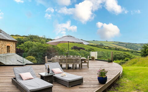 Coulscott Old Barn: Mobilia, Pavimento In Legno, Mobili Da Esterno, Lotto, Giardino, Deck, Eco Hotel, Latifoglie, Terrazza, Ricorrere