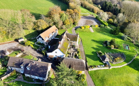 Lea Hill, Woodpecker: Erba, Casa, Area Rurale, Villetta, Tetto, Paesaggio, Casa, Lotto, Villaggio