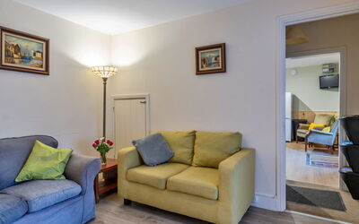 Trimstone Manor - Paddock Cottage