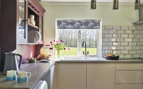 Snuggery: Cucina, Interior Design, Controsoffitto, Mobilia, Elettrodomestico Da Cucina, Cabinetry, Casa, Lampada, Illuminazione, Camera