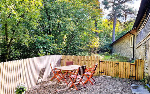 Drovers Retreat: Legna, Recinzione, Giardino, Backyard, Home Scherma, Color Legno, Villetta, Cortile, Latifoglie, Mobili Da Esterno