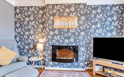 Hafan Traeth: Interior Design, Pavimentazione, Mobilia, Pavimento, Legna, Tessile, Soggiorno, Camera, Casa, Pavimento In Legno