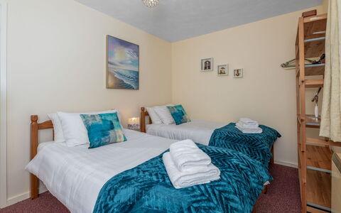 Nant Y Mynydd: Legna, Mobilia, Casa, Camera Da Letto, Letto, Biancheria, Telaio Del Letto, Bedding, Lenzuolo, Color Legno