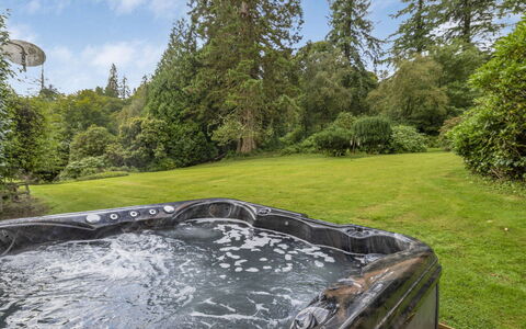 Ormidale House: Piscina, Vasca Idromassaggio, Landscaping, Vasca Da Bagno, Giochi D'Acqua