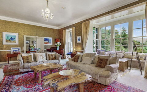Ormidale House: Mobilia, Interior Design, Legna, Divano, Soffitto, Pavimentazione, Casa, Pavimento, Soggiorno, Sedia