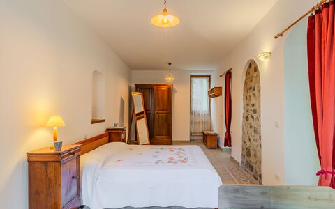 La Finestra sul Lago: Mobilia, Interior Design, Parete, Pavimentazione, Pavimento, Soffitto, Legna, Camera, Letto, Camera Da Letto