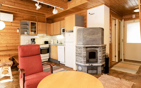 Koli Country Club B 5: Legna, Mobilia, Soffitto, Interior Design, Villetta, Casa, Camera, Pavimento, Color Legno, Log Cabin
