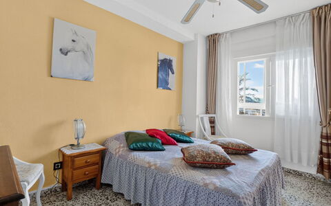 Goya - Mar de Cristal: Mobilia, Interior Design, Letto, Camera Da Letto, Pavimento, Pavimentazione, Parete, Camera, Legna, Soffitto