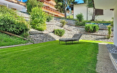Résidence Mila N°2: Erba, Paesaggio, Giardino, Prato, Groundcover, Landscaping, Cortile, Erba Sintetica, Eco Hotel, Backyard