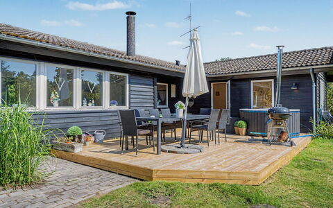 Leve - 300M from the Sea: Legna, Casa, Casa, Tetto, Portico, Porta, Villetta, Deck, Latifoglie, Materiale Composito