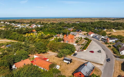 Safir - 1.7Km from the Sea: Visione Globale, Zona Residenziale, Paesaggio, Fotografia Aerea, Casa, Insediamento Umano, Area Rurale, Sobborgo, Estate, Villaggio