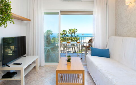 Gondolas Tropical: Mobilia, Interior Design, Appartamento, Mare, Oceano, Balcone, Ricorrere, Shade, Sedia