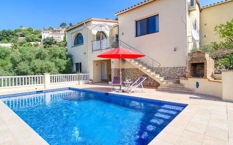 Schöne: Piscina, Zona Residenziale, Ricorrere, Casa, Materiale Composito, Casa, Estate, Villa, Hacienda, Terme