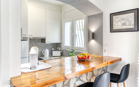 Antonia: Mobilia, Interior Design, Legna, Pavimentazione, Controsoffitto, Cucina, Soffitto, Illuminazione, Casa, Pavimento