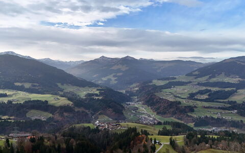 Kaiserchalet: Geografia Montane, Montagna, Collina, Catena Montuosa, Highland, Paesaggio Naturale, Paesaggio, Hill Station, Terreno, Ecoregione