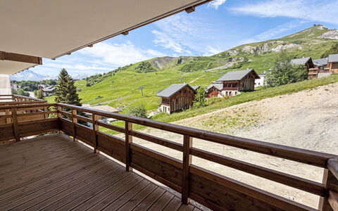 Le Caprice Blanc: Color Legno, Latifoglie, Legname, Plank, Balcone, Compensato, Pavimento In Legno, Paesino Di Montagna