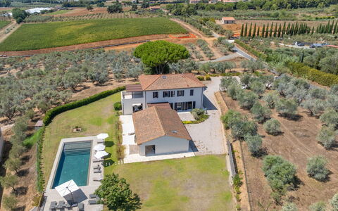 San Giuseppe: Casa, Casa, Zona Residenziale, Architettura, Tetto, Paesaggio, Plain, Lotto, Estate, Area Rurale