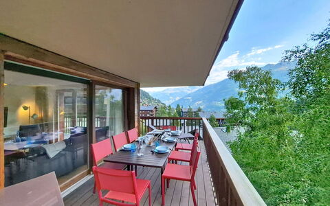 Les Rahâs A5: Balcone, Eco Hotel, Sedia, Portico, Valle, Color Legno, Paesino Di Montagna, Pianta Della Casa, Ricorrere