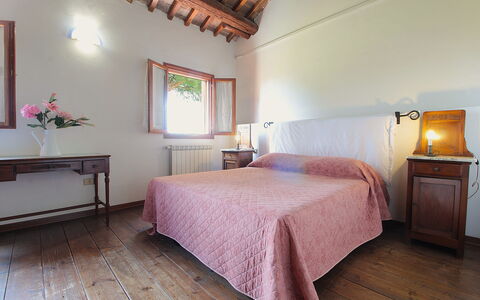 Ca' Rustica: Parete, Mobilia, Legna, Camera Da Letto, Letto, Casa, Interior Design, Pavimentazione, Lenzuolo, Pavimento