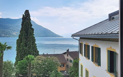 Casa Sole sul Lago: Mobilia, Interior Design, Sedia, Pavimentazione, Tavolo, Ricorrere, Pavimento, Soffitto, Camera, Eco Hotel