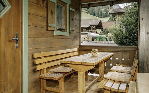 Zirbenhütte: Piscina, Agriturismo, Estate, Villa, Ricorrere, Hacienda, Eco Hotel, Backyard