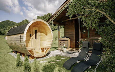 Zirbenhütte: Piscina, Agriturismo, Estate, Villa, Ricorrere, Hacienda, Eco Hotel, Backyard