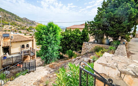 Dencis Villa: Piscina, Agriturismo, Estate, Villa, Ricorrere, Hacienda, Eco Hotel, Backyard