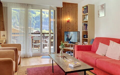 Grand-Pré B: Mobilia, Interior Design, Divano, Soggiorno, Camera, Soffitto, Pavimentazione, Pavimento, Tavolo