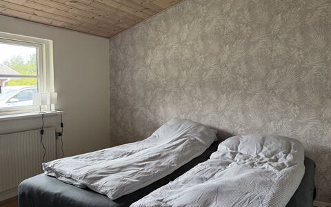Heilo - from the Sea: Pavimentazione, Pavimento, Interior Design, Soffitto, Camera, Pavimento In Legno, Biancheria, Camera Da Letto, Sfondo
