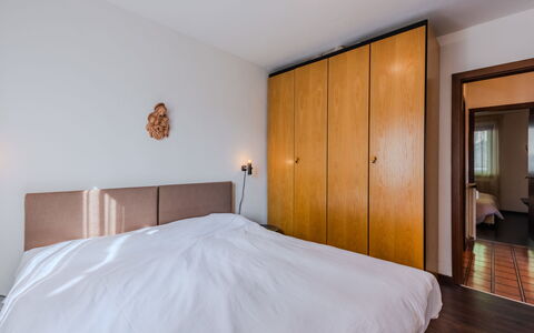 Nido del Brenta: Interior Design, Letto, Mobilia, Pavimentazione, Camera Da Letto, Legna, Pavimento, Soffitto, Camera, Illuminazione
