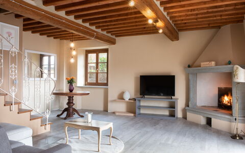 Villa Casabada: Mobilia, Interior Design, Pavimentazione, Parete, Pavimento, Legna, Casa, Camera, Soggiorno, Illuminazione