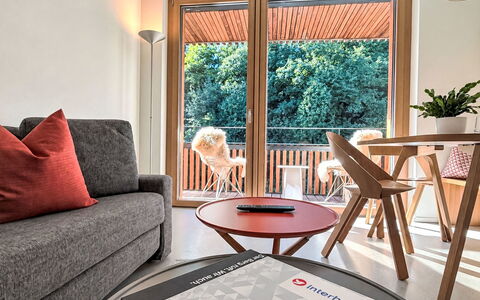 Selva 42: Mobilia, Interior Design, Legna, Pavimentazione, Pavimento, Soggiorno, Sedia, Tavolo, Camera, Appartamento