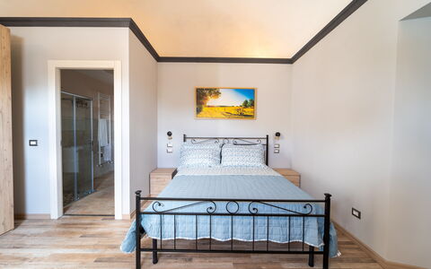 Villa Belvedere: Mobilia, Interior Design, Letto, Pavimento, Camera Da Letto, Pavimentazione, Legna, Camera, Soffitto, Bedding
