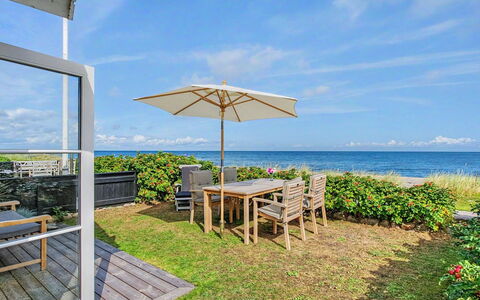 Joachim - 10M from the Sea: Legna, Mobilia, Appartamento, Camera, Soffitto, Color Legno, Sedia, Latifoglie, Vernice, Legname