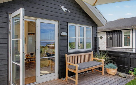 Joachim - 10M from the Sea: Legna, Mobilia, Appartamento, Camera, Soffitto, Color Legno, Sedia, Latifoglie, Vernice, Legname