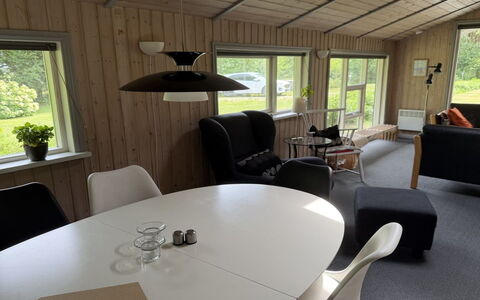Fritzy - 1.5Km from the Sea: Legna, Mobilia, Appartamento, Camera, Soffitto, Color Legno, Sedia, Latifoglie, Vernice, Legname