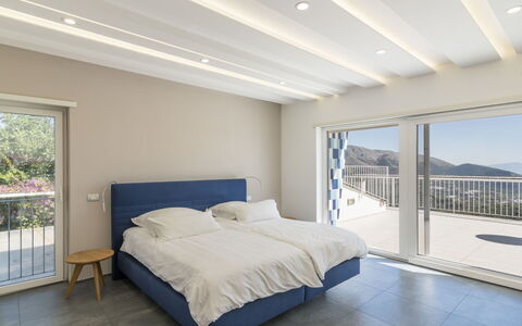 Capri: Mobilia, Interior Design, Parete, Letto, Pavimento, Soffitto, Pavimentazione, Legna, Camera Da Letto, Appartamento