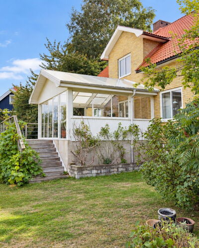 Eketångalyckan: Mobilia, Interior Design, Pavimentazione, Pavimento, Soffitto, Camera, Sedia, Tavolo, Appartamento, Cucina & Sala Da Pranzo Tavolo