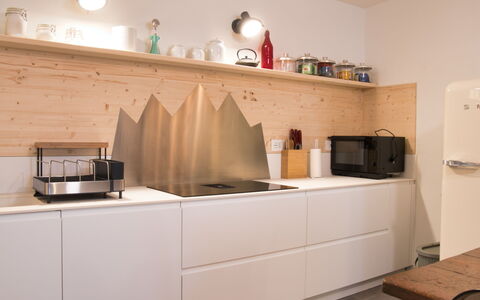 Kuerc Design Mountain Home: Acqua, Risorse Idriche, Corpo D'Acqua, Roccia, Costa, Paesaggio Naturale, Promontorio, Costiera E Morfologie Oceanic, Terreno, Promontorio