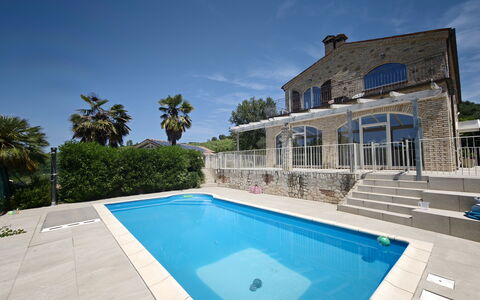 Tenuta Marino - Villa Privata Vista Vigneti con Pi: Piscina, Blu, Ricorrere, Tempo Libero, Materiale Composito, Estate, Villa, Giochi D'Acqua, Eco Hotel, Shade