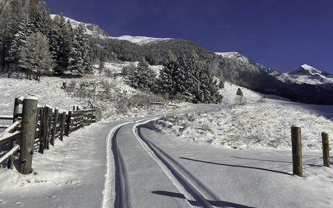 Dösentaler Bergidyll: Neve, Inverno, Geografia Montane, Montagna, Paesaggio Naturale, Collina, Highland, Paesaggio, Catena Montuosa, Fenomeno Geologico