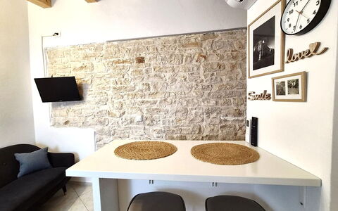 Mate: Erba, Architettura, Casa, Casa, Lotto, Villetta, Estate, Agriturismo, Cortile, Prato