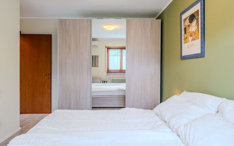 La Rosa: Interior Design, Mobilia, Parete, Pavimentazione, Pavimento, Legna, Soffitto, Letto, Camera, Camera Da Letto