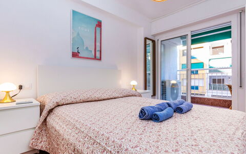 Popa: Appartamento, Interior Design, Pavimento, Casa, Camera, Hotel, Design, Camera Da Letto, Letto, Attico
