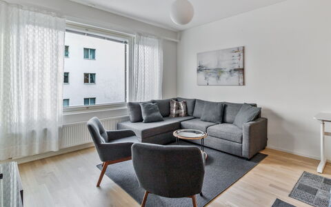 Levihonka 13: Mobilia, Interior Design, Divano, Pavimentazione, Pavimento, Soggiorno, Legna, Soffitto, Camera, Casa