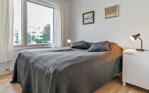 Levihonka 13: Letto, Interior Design, Camera Da Letto, Parete, Pavimentazione, Pavimento, Mobilia, Lenzuolo, Bedding, Legna