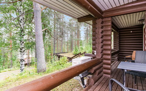 Mäkrä 3: Legna, Villetta, Portico, Latifoglie, Log Cabin, Raccordo, Color Legno, Deck, Edifici Giardino, Struttura Esterna
